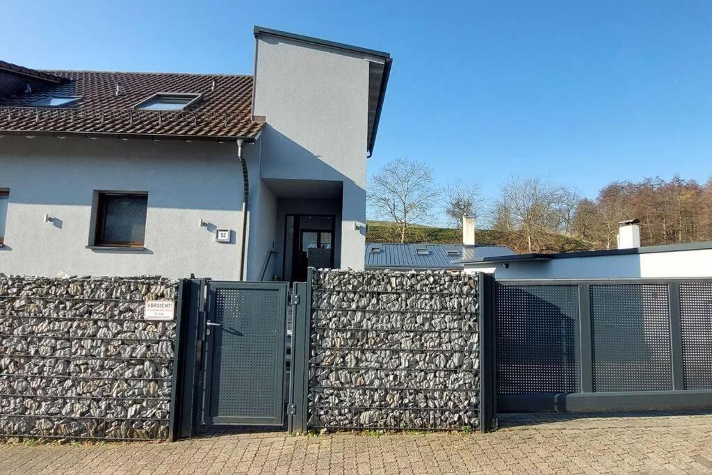 Grosse Tolle 4 Zimmer Ferienwohnung Im Herzen Des Odenwaldes Moerlenbach ภายนอก รูปภาพ
