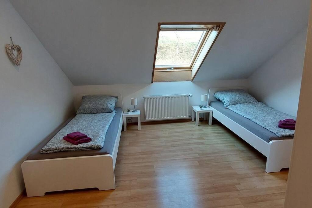 Grosse Tolle 4 Zimmer Ferienwohnung Im Herzen Des Odenwaldes Moerlenbach ภายนอก รูปภาพ