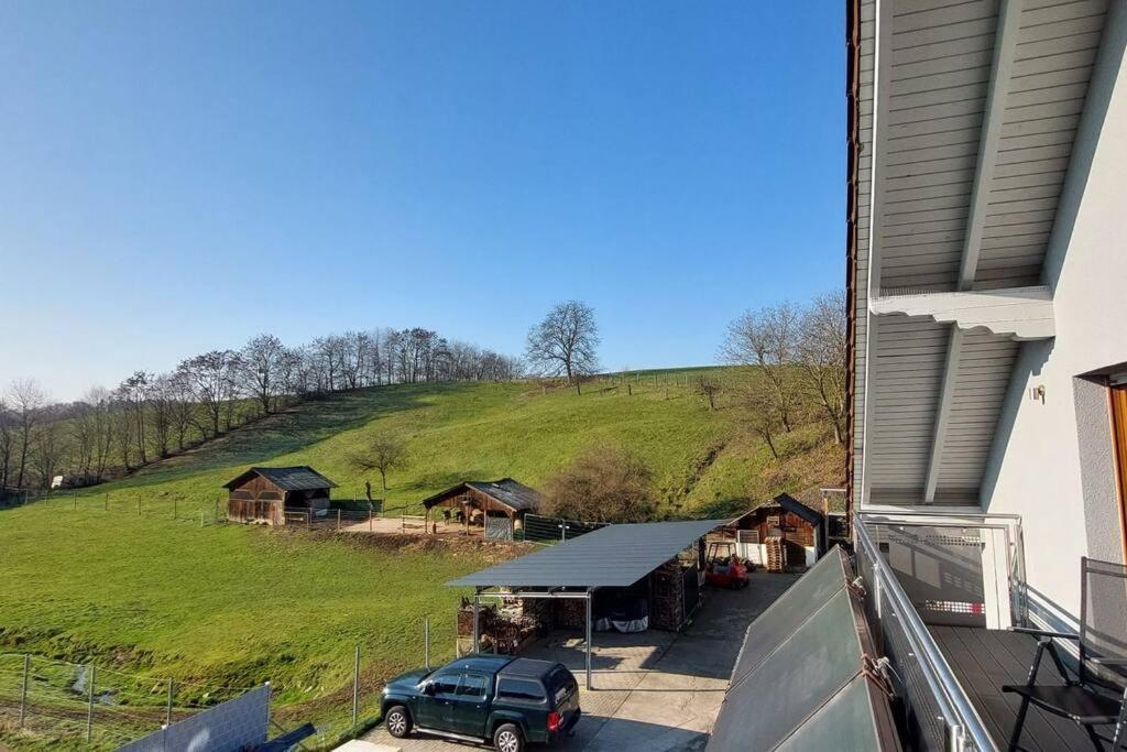 Grosse Tolle 4 Zimmer Ferienwohnung Im Herzen Des Odenwaldes Moerlenbach ภายนอก รูปภาพ