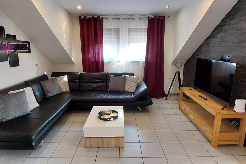 Grosse Tolle 4 Zimmer Ferienwohnung Im Herzen Des Odenwaldes Moerlenbach ภายนอก รูปภาพ