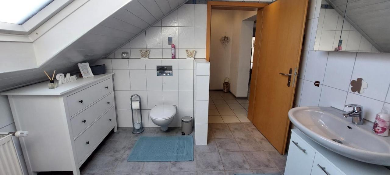 Grosse Tolle 4 Zimmer Ferienwohnung Im Herzen Des Odenwaldes Moerlenbach ภายนอก รูปภาพ